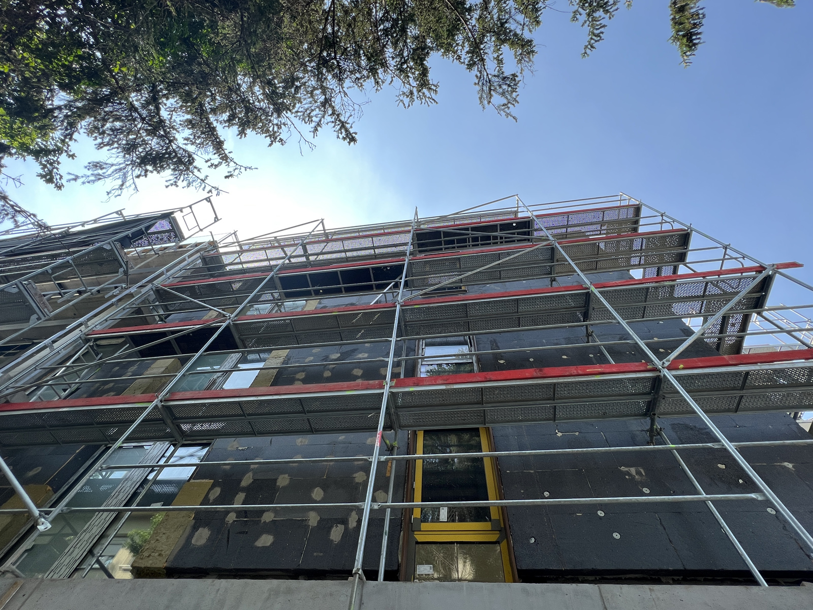 Épül az otthona - Essence Of Gellért #42