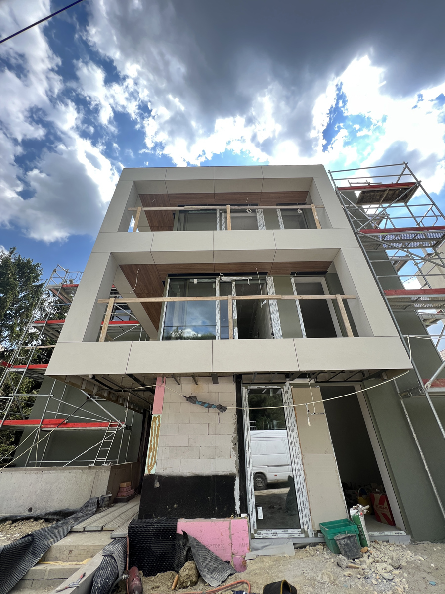 Épül az otthona - Essence Of Gellért #40